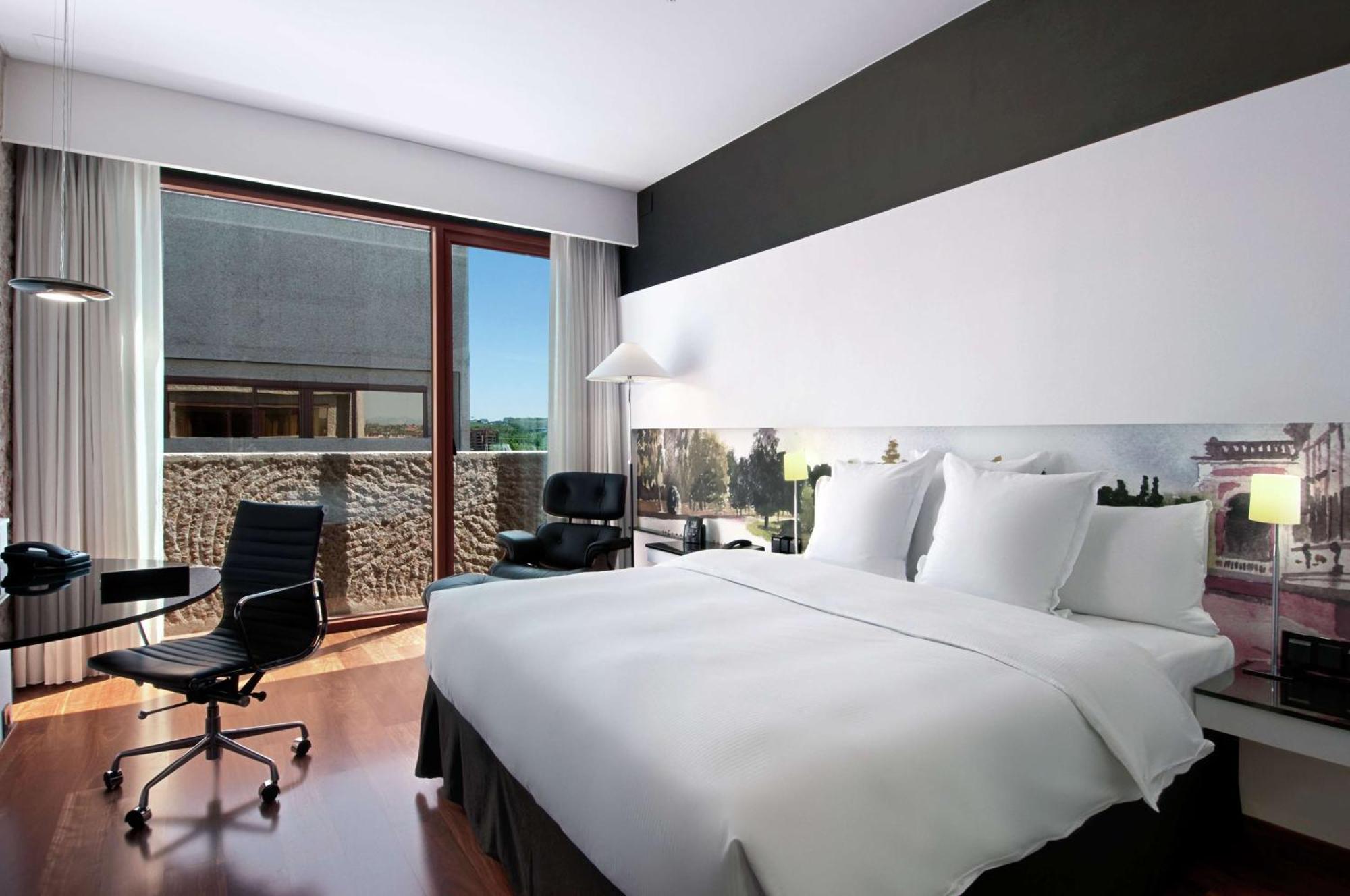 Hilton Madrid Airport — Фото 3